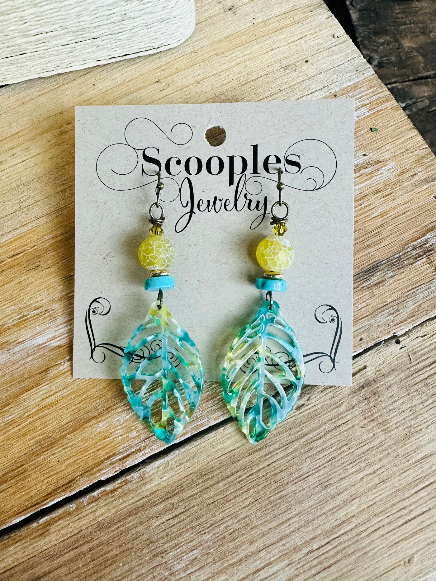 Scooples Citron Aqua Leaf Earring