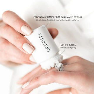 Shinery Radiance Brush®
