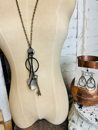 Scooples Buffalo Black Leather Necklace