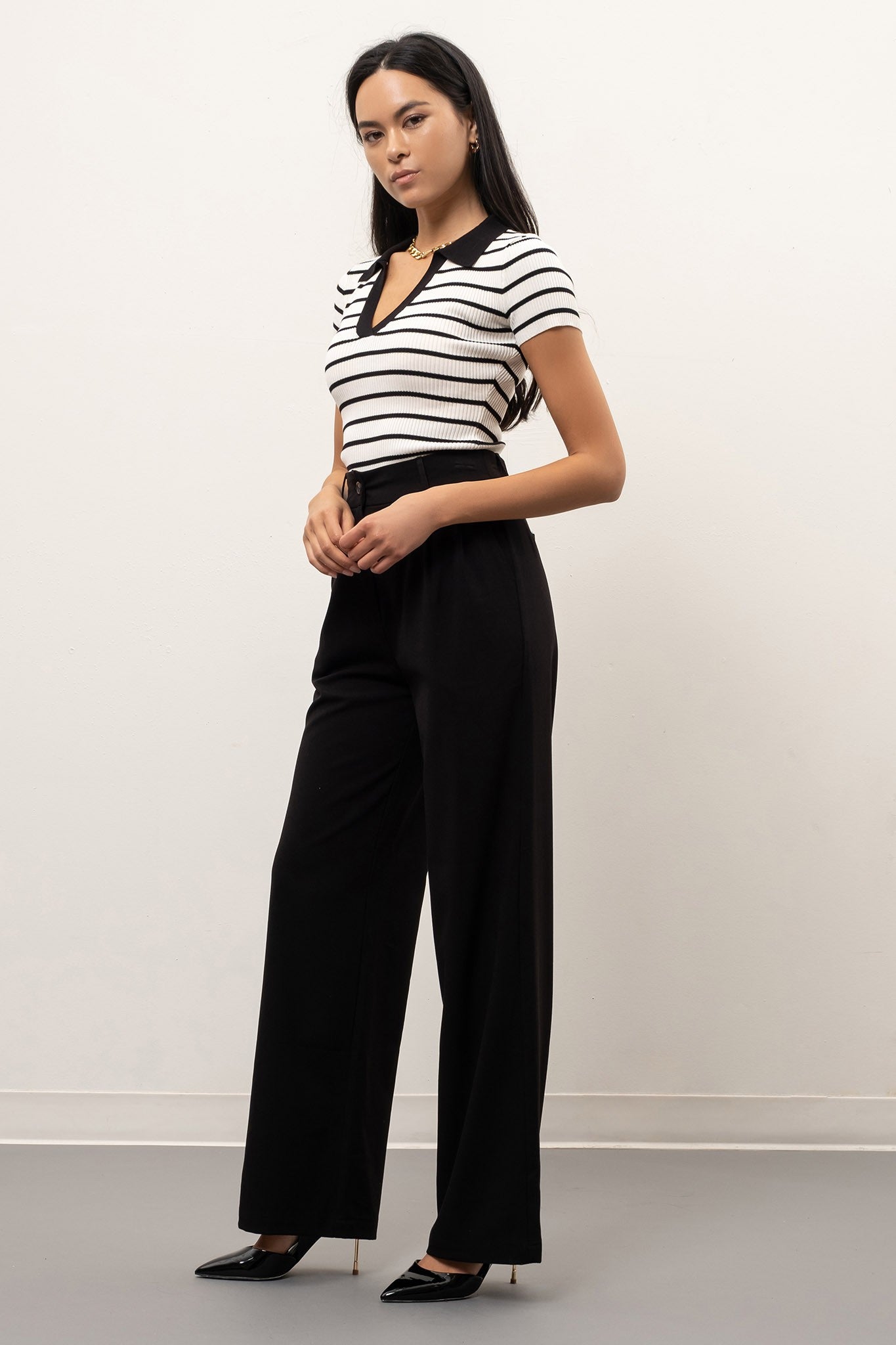 JET BLACK WIDE LEG TROUSERS W/ POCKETS Final Sale