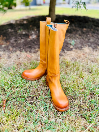 Roan by Bed Stu "Froe" Boots in Banana Tan Distressed