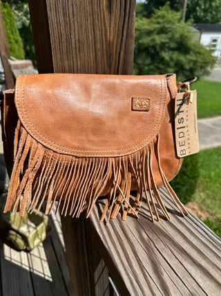 BedStu "EastEnd" in Tan Dip Dye