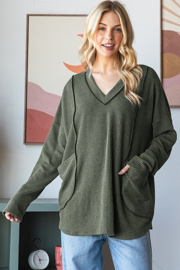 CURVY OLIVE LONG SLEEVE SOLID URBAN RIBBED TOP WITH POCKETS