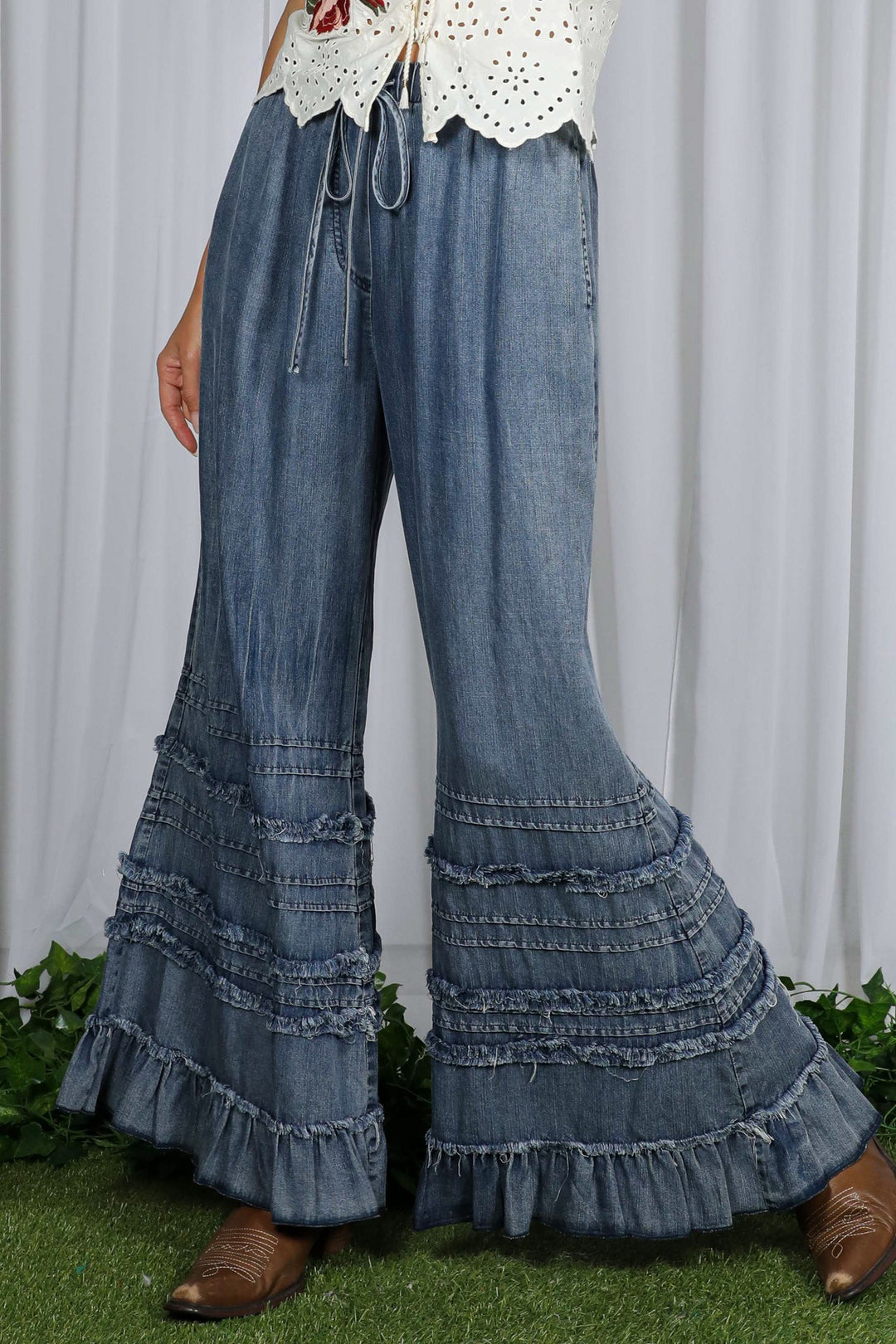 Flared Ruffle Hem Washed Chambray Crop Denim Pants – Magnolia Too
