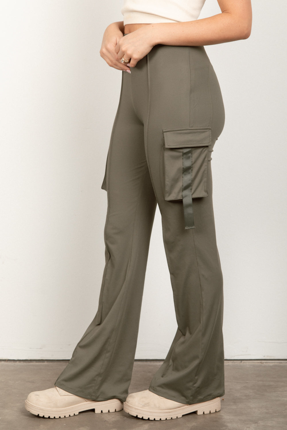 Olive Bootcut Stretchy Knit Cargo Yoga Pants Leggings – Magnolia