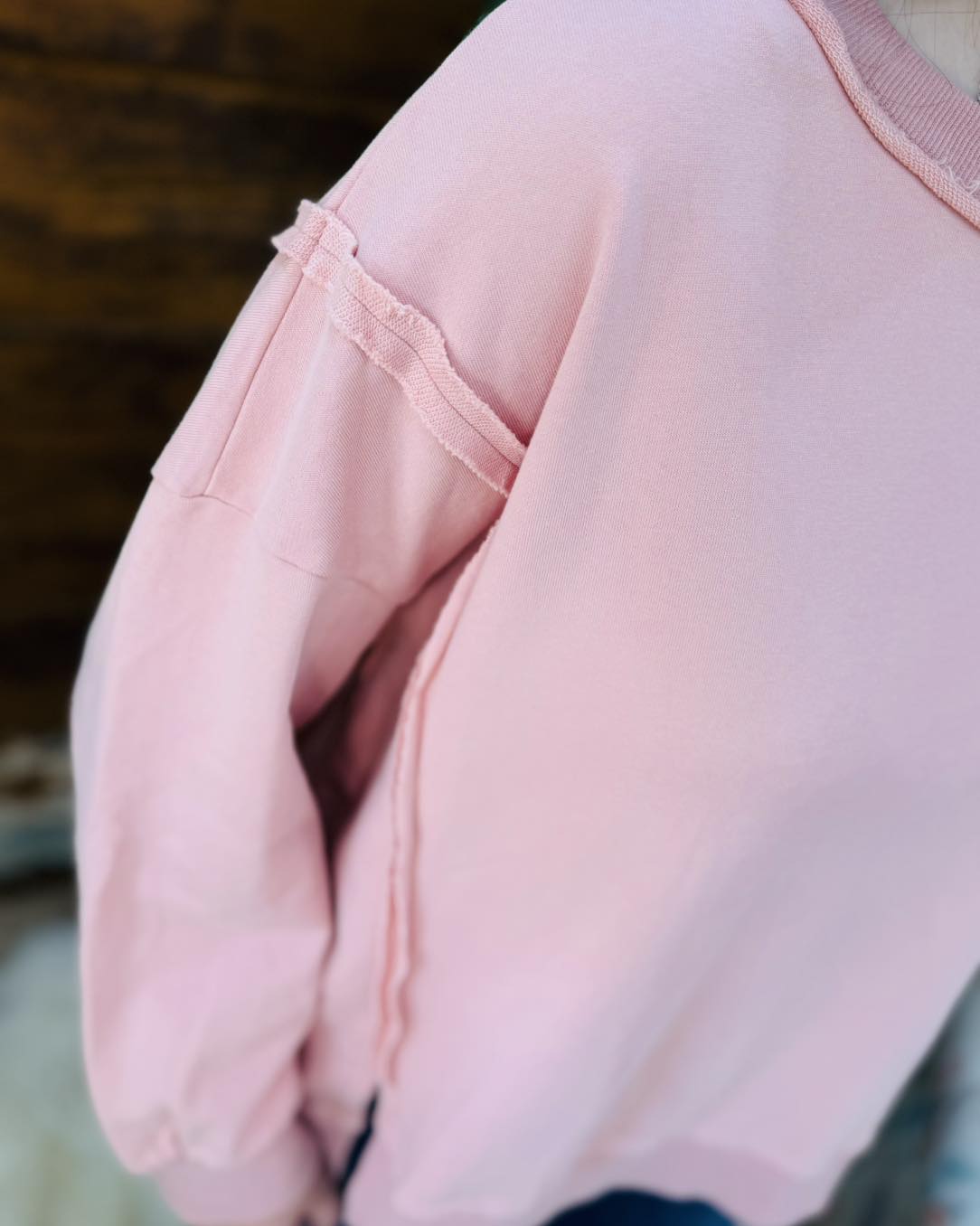 PINK SAND EXPOSED SEAM DETAIL OVERSIZED SWEATSHIRT by FATE