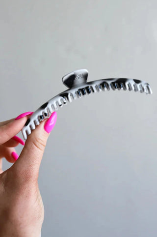 SHINY ORIGINAL HOLD EVERYTHING CLAW by KAXI (Color Options)