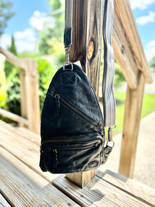 BedStu "Andie" in Black Rustic*