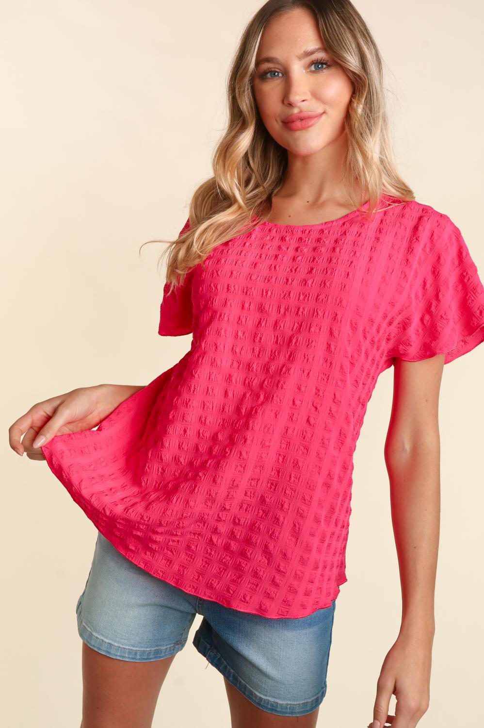 PINK SHORT SLEEVE BUBBLE CHECK PLAID TEXTURED TOP
