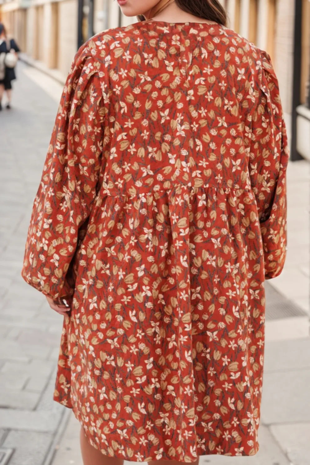 Curvy Floral Round Neck Dress