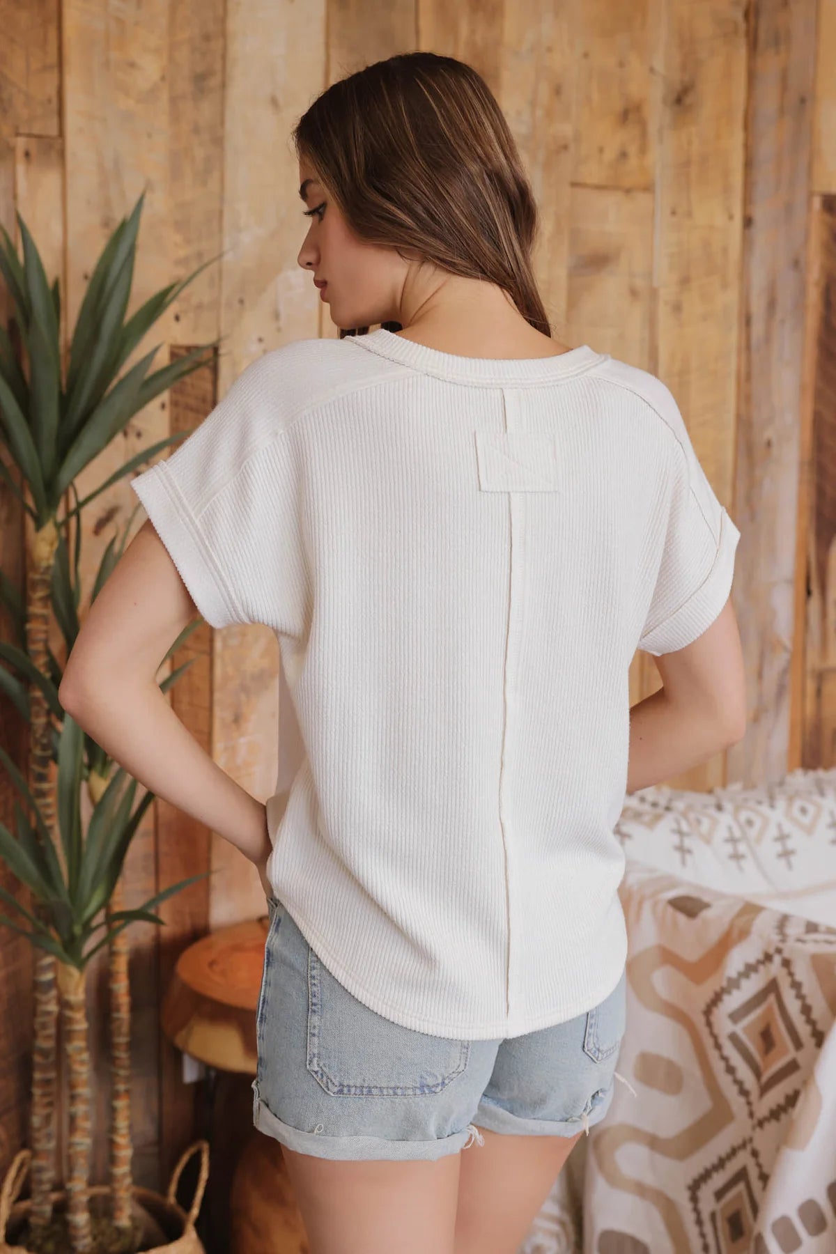 OATMEAL RAW EDGE V NECK EXTENDED SHORT SLEEVE KNIT TOP