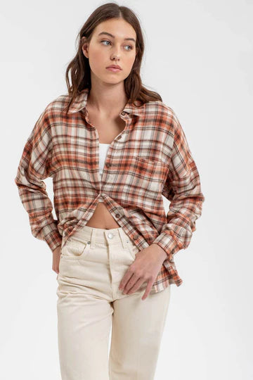 COLLARED LONG SLEEVE BUTTON DOWN PLAID SHIRT (2 Colors)