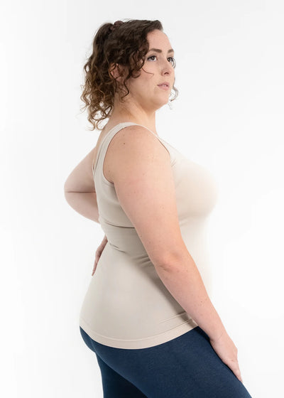 Curvy Sand Reversible Tank by Elietian