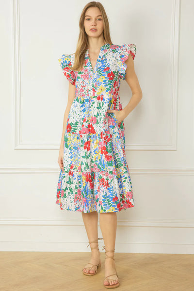 Curvy Off White Floral V-neck Ruffle Sleeve Tiered Dress w/ Pockets