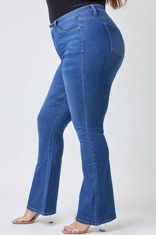 CURVY HYPERDENIM SUPER STRETCHY FLARE JEANS