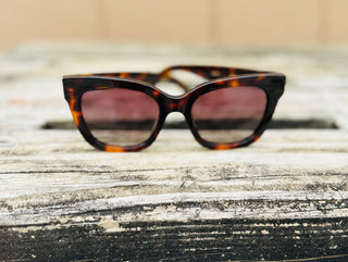 Stormi in Tortoise/Brown Polarized Sunglasses