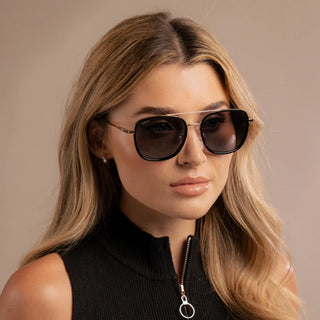 Gia in Black/Black Lens Polarized Sunglasses