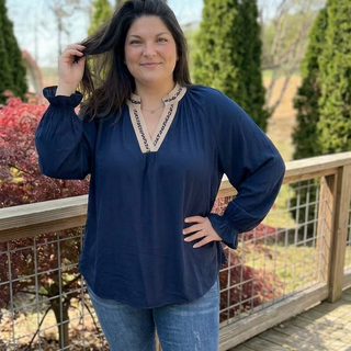 Curvy Navy Leopard Detailed V Neck Top