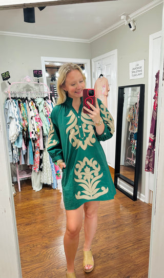 Hunter Green 3/4 Sleeves Baroque Floral Applique Shift Dress w/ Pockets