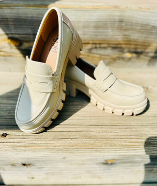 Corkys "Keeper" Loafer in Ivory Final Sale
