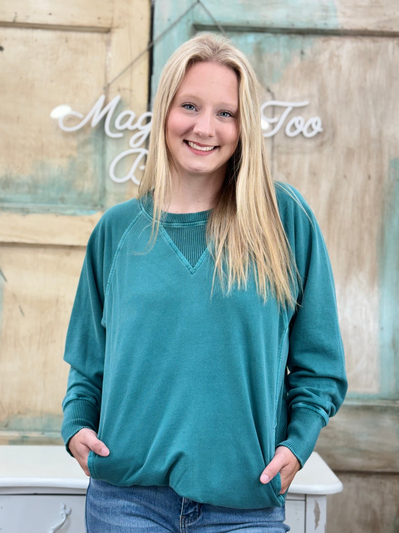 Curvy Pigment Dyed French Terry Pullover (2 Colors)