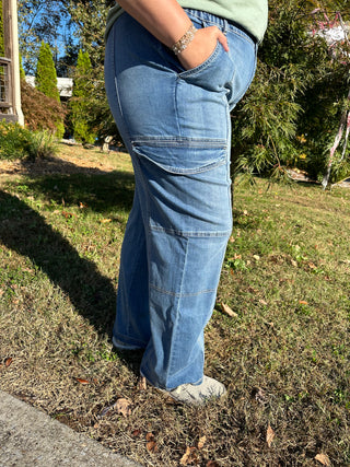 VINTAGE MEDIUM WASH STRAIGHT CARGO JEANS Final Sale