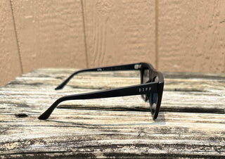 DIFF EYEWEAR AVRIL - MATTE BLACK + SUNSET MIRROR