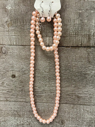 Sophia's Corner Faux Pearl Necklace/Bracelet Set