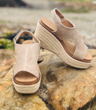 CORKY'S "FREDDIE" IN TAUPE