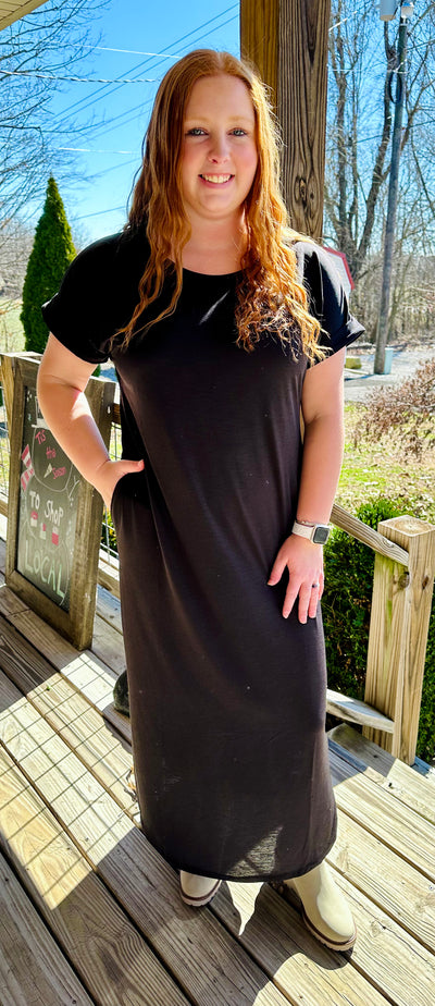 Black Solid Round Neck Midi Dress w/Pockets Final Sale