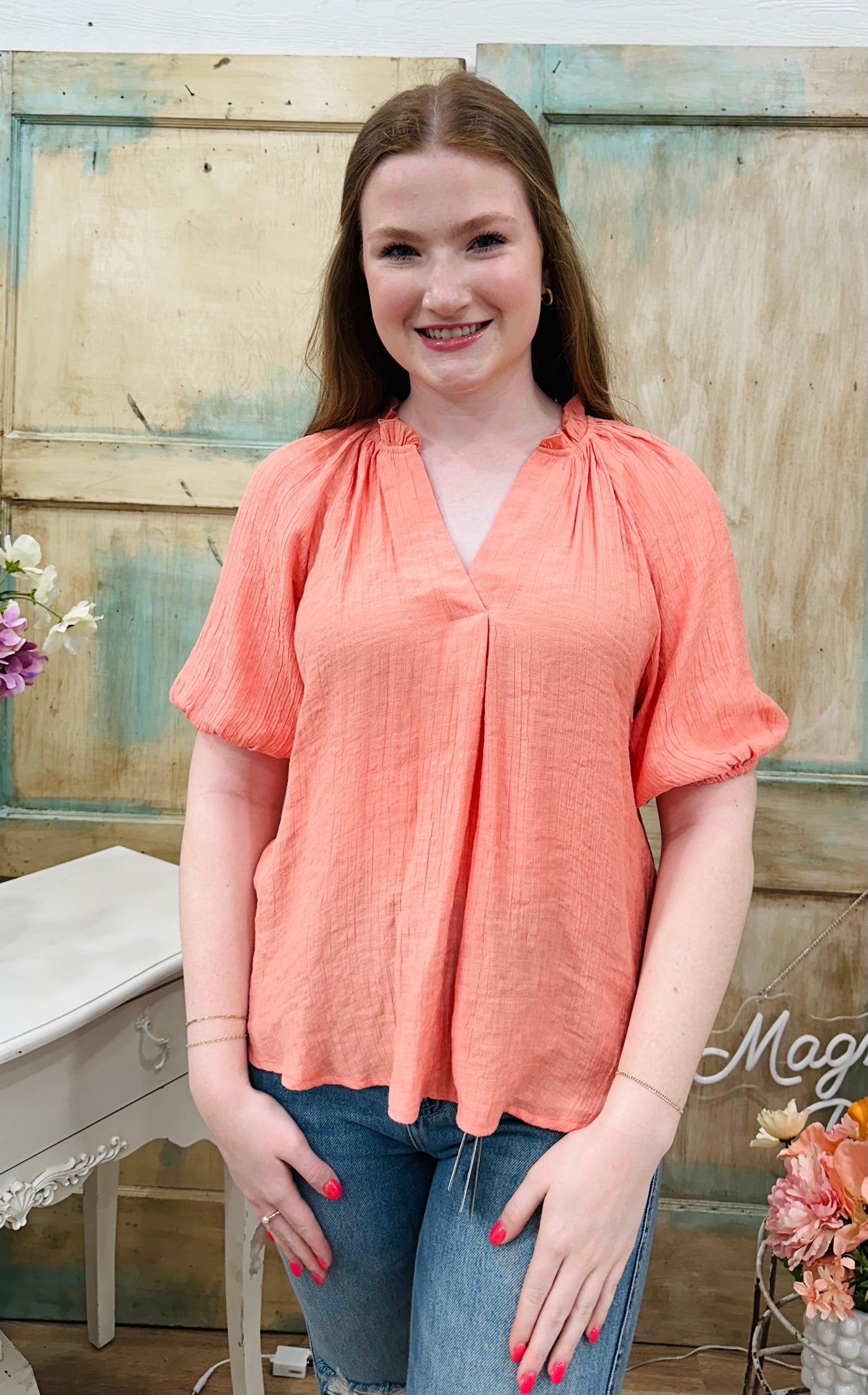 Curvy Dusty Peach Scrunched V Neck Elastic Short Sleeve Top