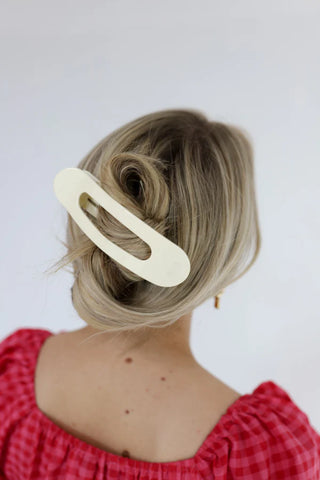 OVERSIZED LAY DOWN CLAWS by KAXI (Color Options)