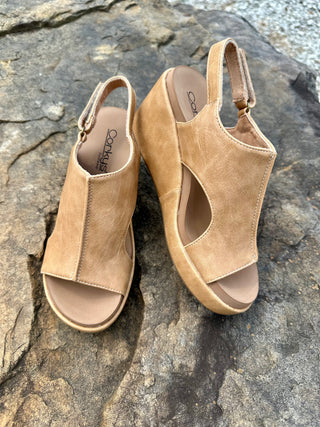 Corkys "Carley Too" in Caramel All