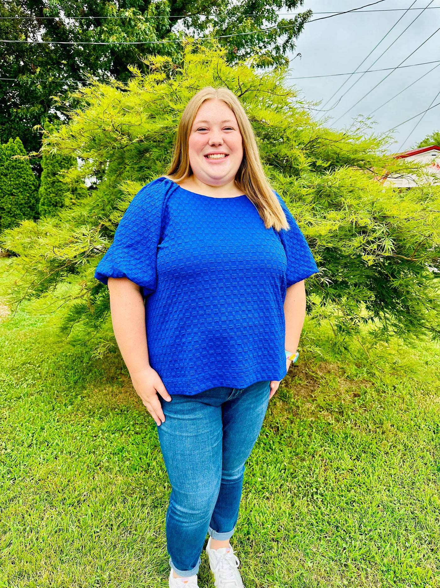 Curvy Jacquard Round Neck Top  Details: • Boxy Cut • Cut Edge • 3/4 Raglan Puff Sleeves