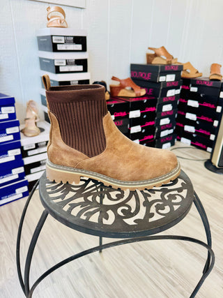 Corkys Cabin Fever Boot in Tan Final Sale!