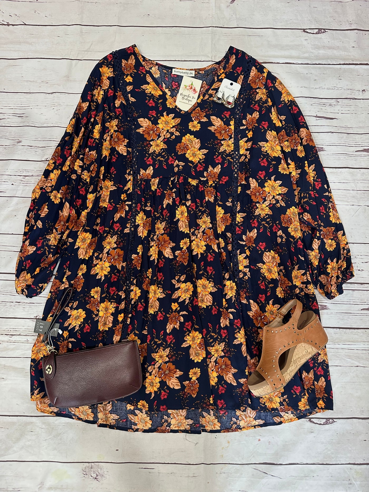 Curvy Floral V-Neck Balloon Sleeve Dress