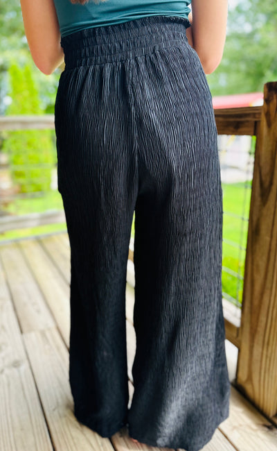 Black High-Waist Crinkled Wide Leg Pants with Pockets