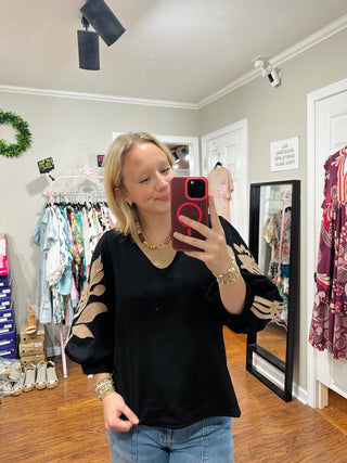 Black Applique Detail 3/4 Puff Sleeves V-neck Top