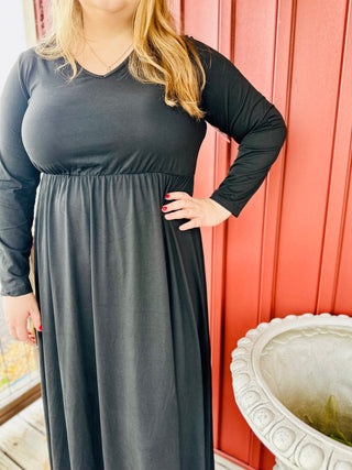 Curvy Black Cutout V-Neck Long Sleeve Maxi Dress Final Sale