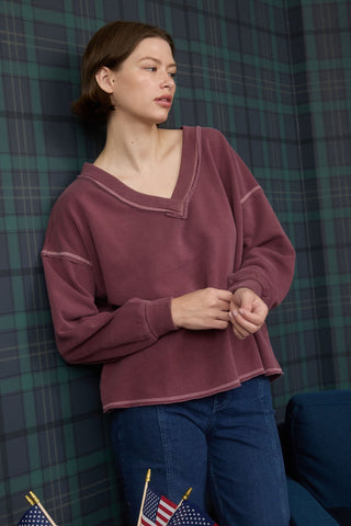 BURGUNDY REVERSE STITCH V NECK LONG SLEEVE KNIT TOP