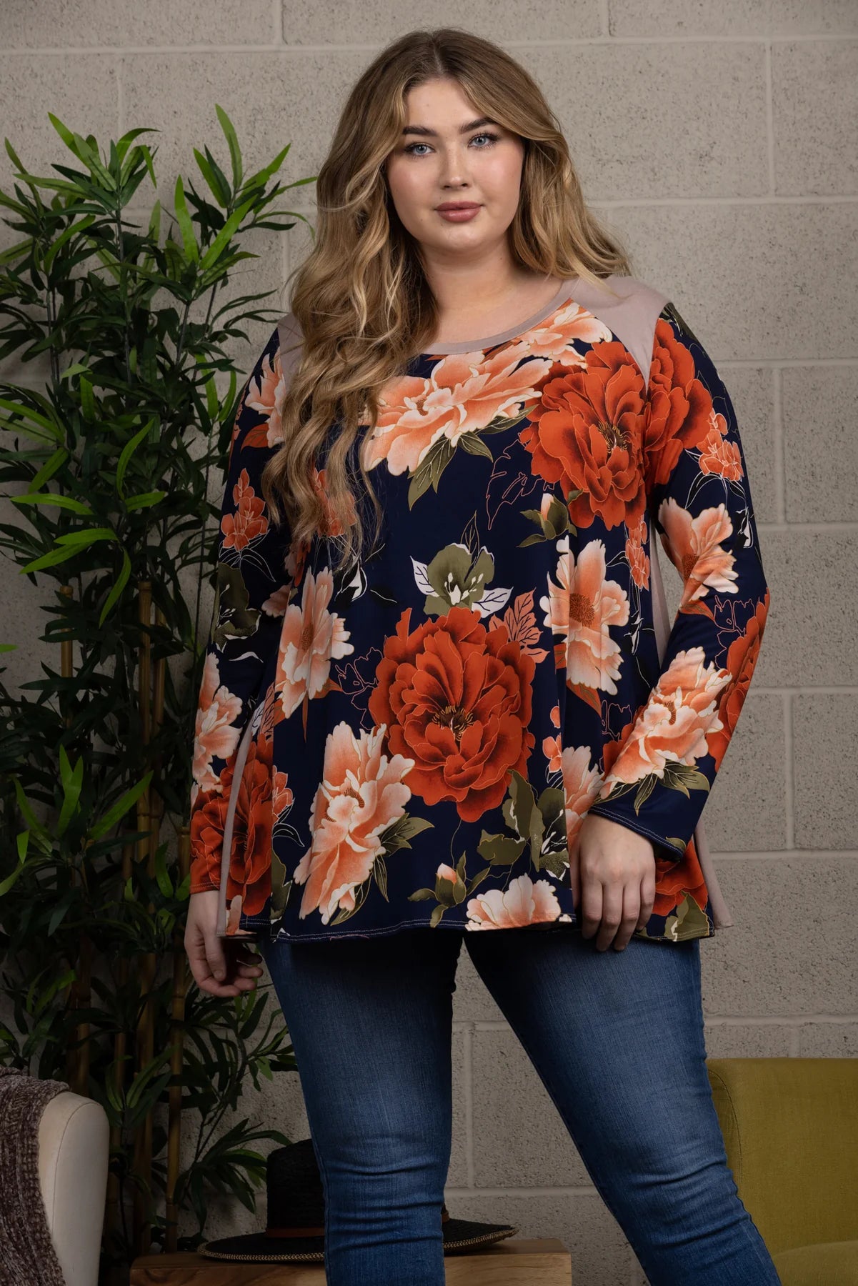 CURVY FLORAL PRINT RAGLAN LONG SLEEVES TUNIC KNIT TOP Final Sale