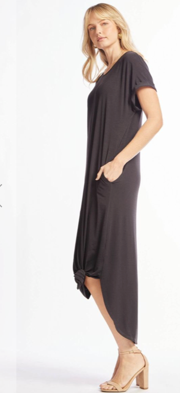 Black Solid Round Neck Midi Dress w/Pockets Final Sale