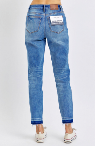 JUDY BLUE MR RIGID MAGIC RELEASE HEM BOYFRIEND