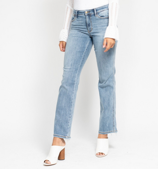 Judy Blue Mid Rise Yoke Cell Phone Pocket Dad Jean