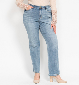 Judy Blue Mid Rise Yoke Cell Phone Pocket Dad Jean