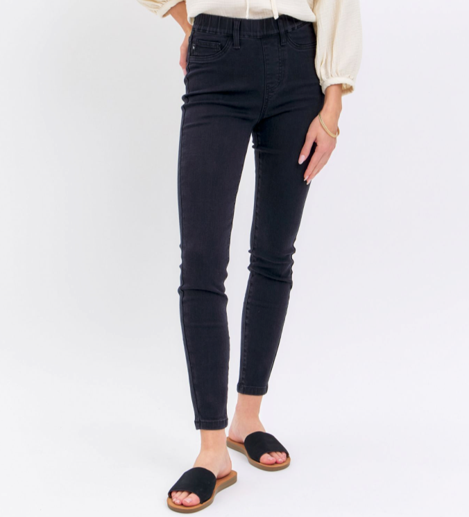 JUDY BLUE HIGH WAIST PULL ON SHIELD POCKETS SKINNY in BLACK