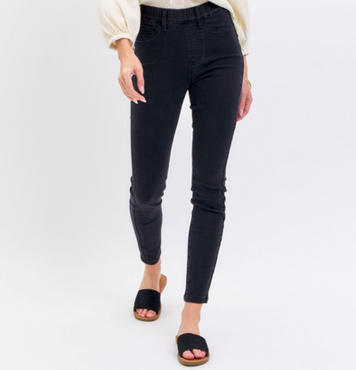 JUDY BLUE HIGH WAIST PULL ON SHIELD POCKETS SKINNY in BLACK