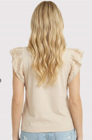 SC Natural Eyelet Scalloped Laced Ruffle Sleeve Top