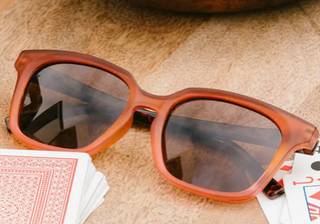 Peepers "Golden Hour" Sunglasses (2 colors)