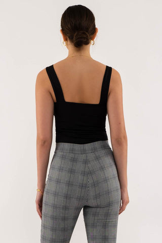 BLACK REVERSIBLE SQUARE NECK SEAMLESS CAMI